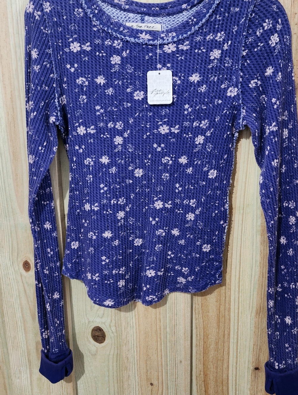 Free People floral Long Sleeve Top. NWT. Pit - Pit 19"